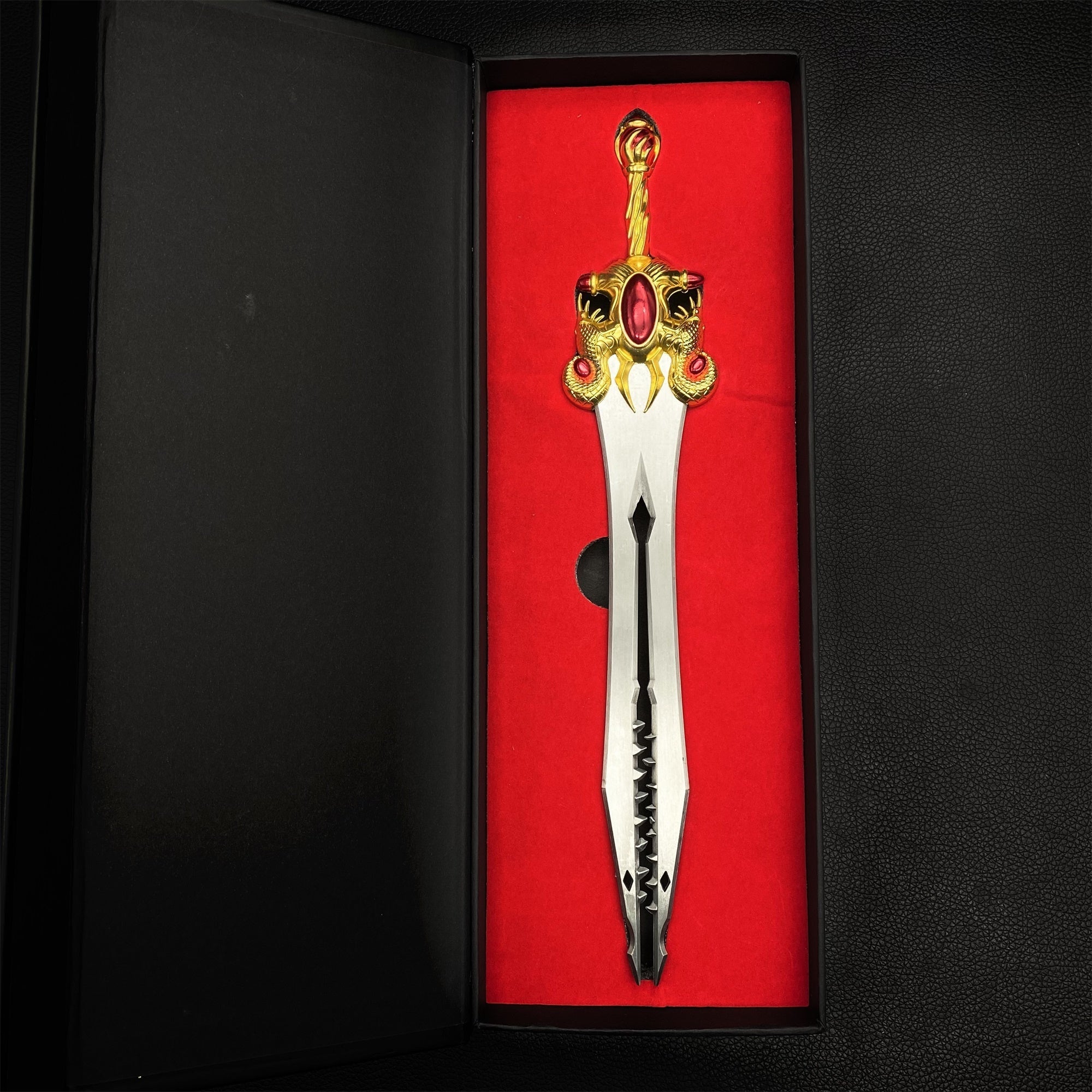 Dawnfang/Duskfang Sword Metal Replica 3 Options - Tophatter Daily Deals