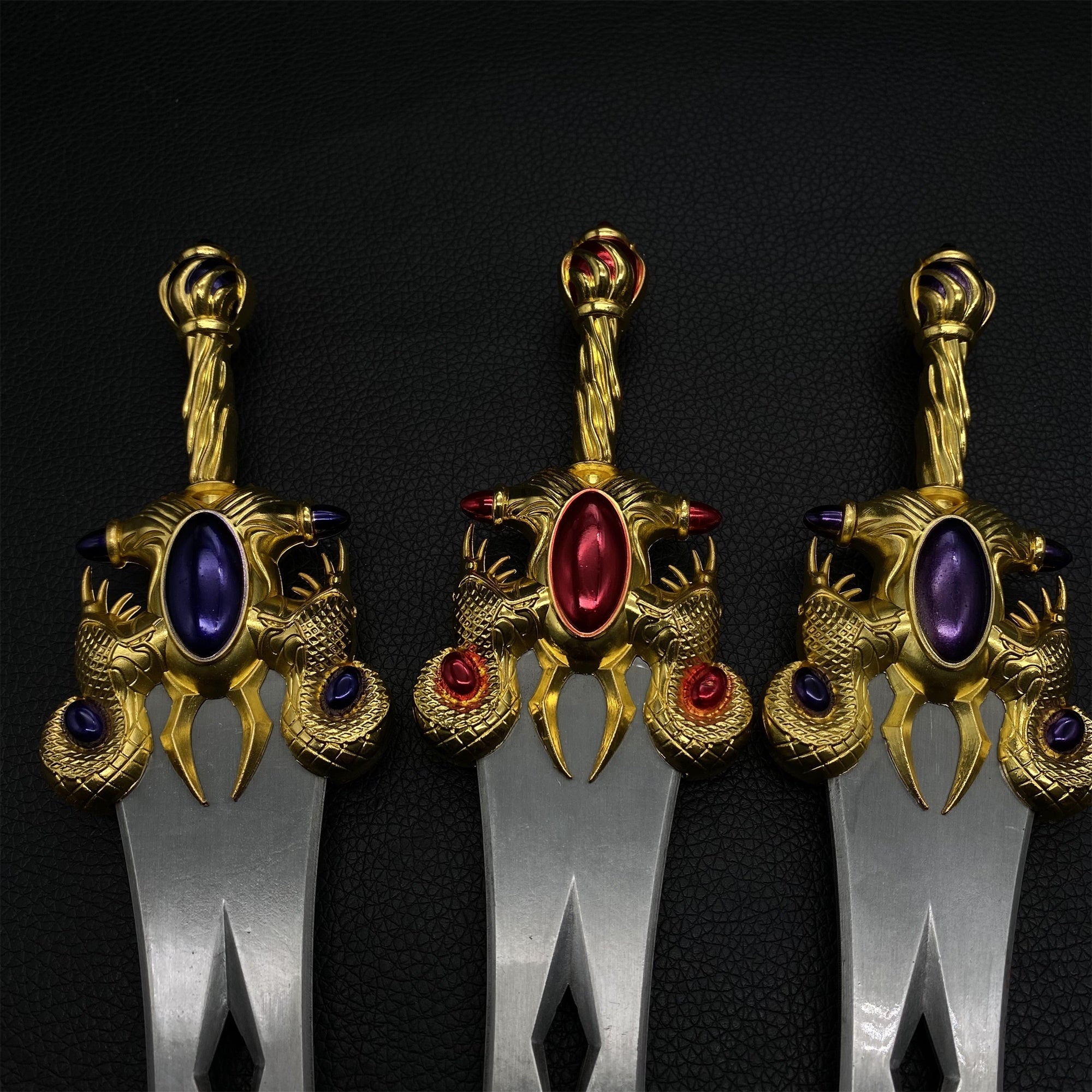 Dawnfang/Duskfang Sword Metal Replica 3 Options - Tophatter Daily Deals