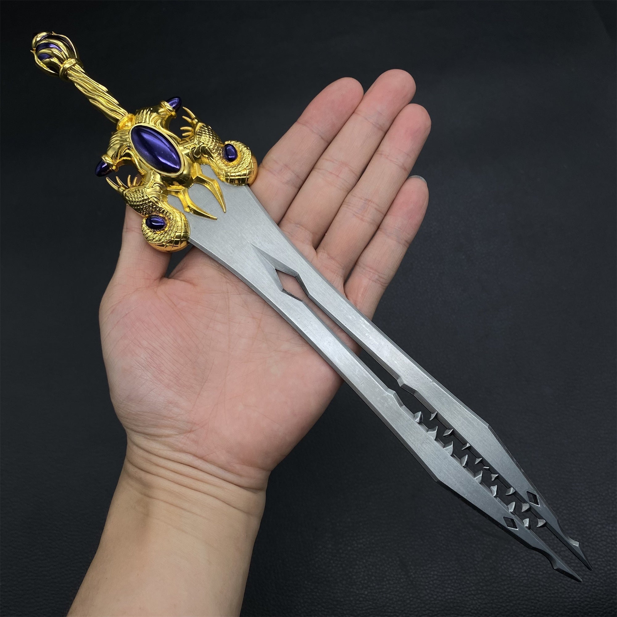 Dawnfang/Duskfang Sword Metal Replica 3 Options - Tophatter Daily Deals