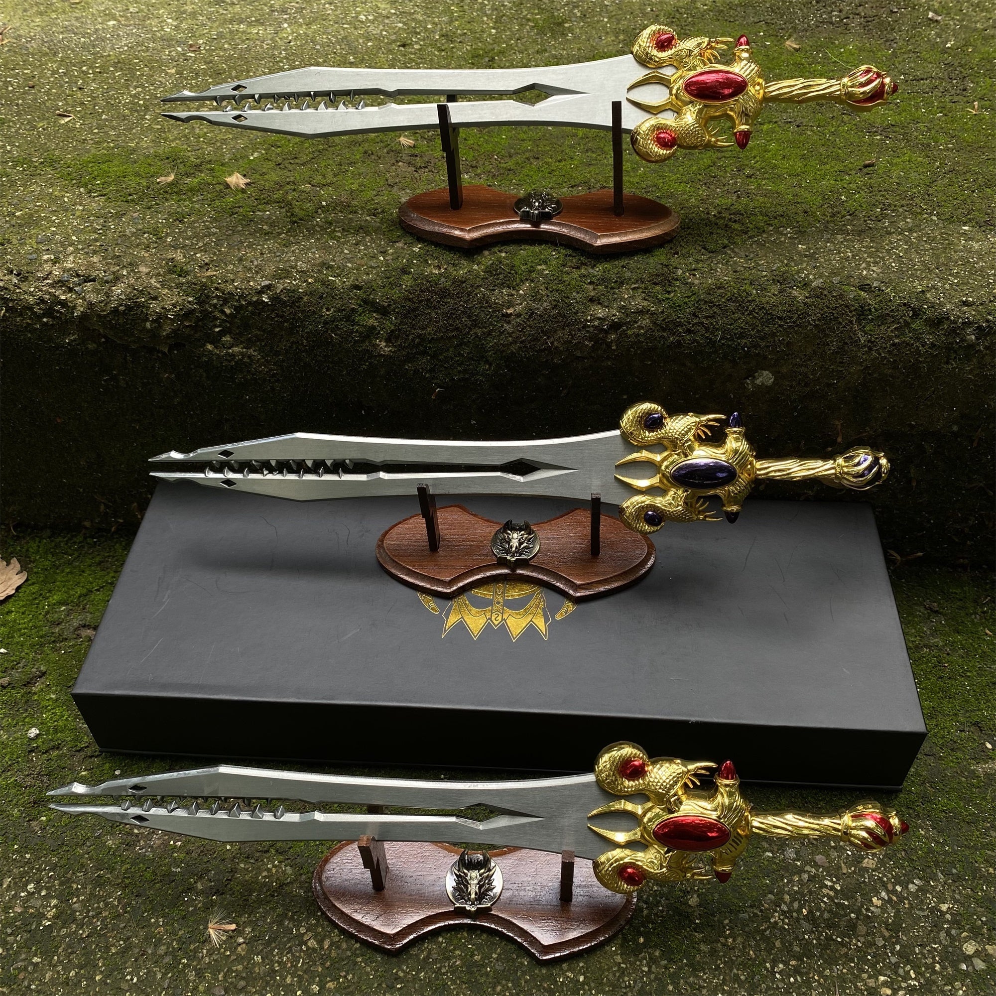 Dawnfang/Duskfang Sword Metal Replica 3 Options - Tophatter Daily Deals