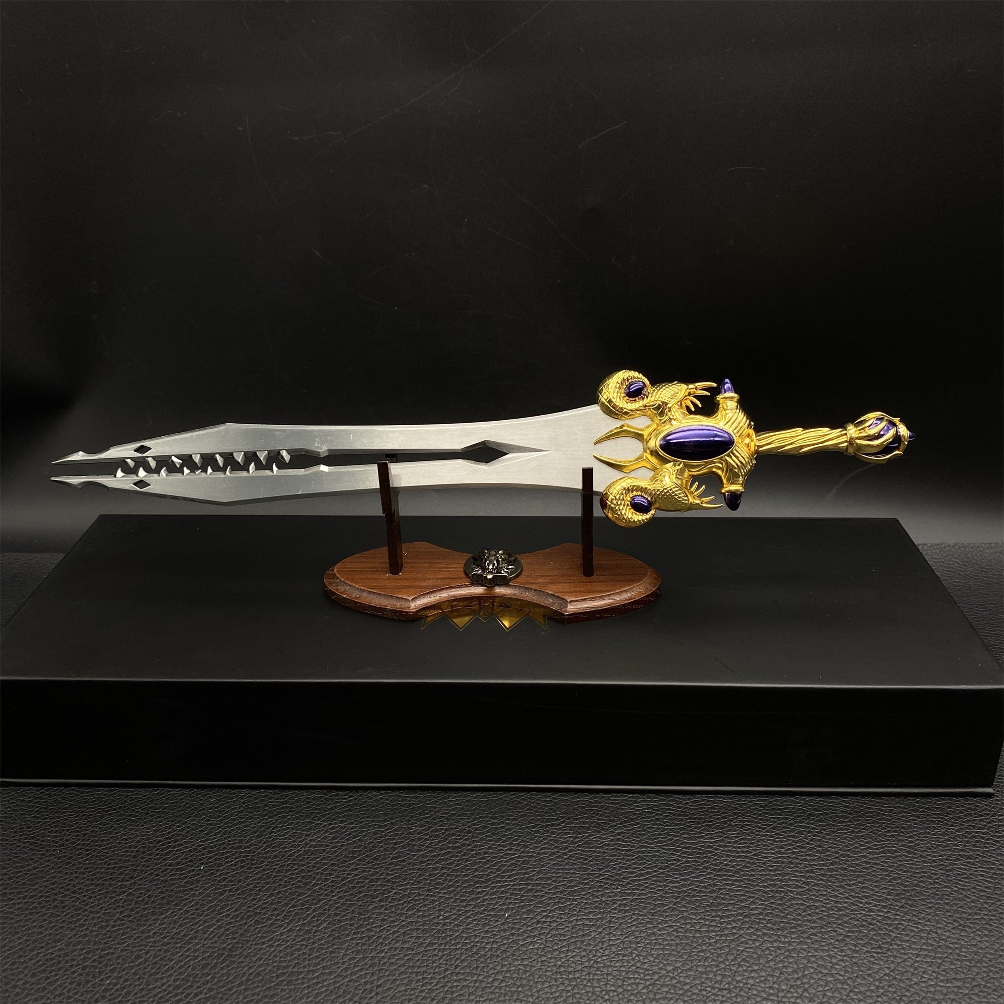 Dawnfang/Duskfang Sword Metal Replica 3 Options - Tophatter Daily Deals