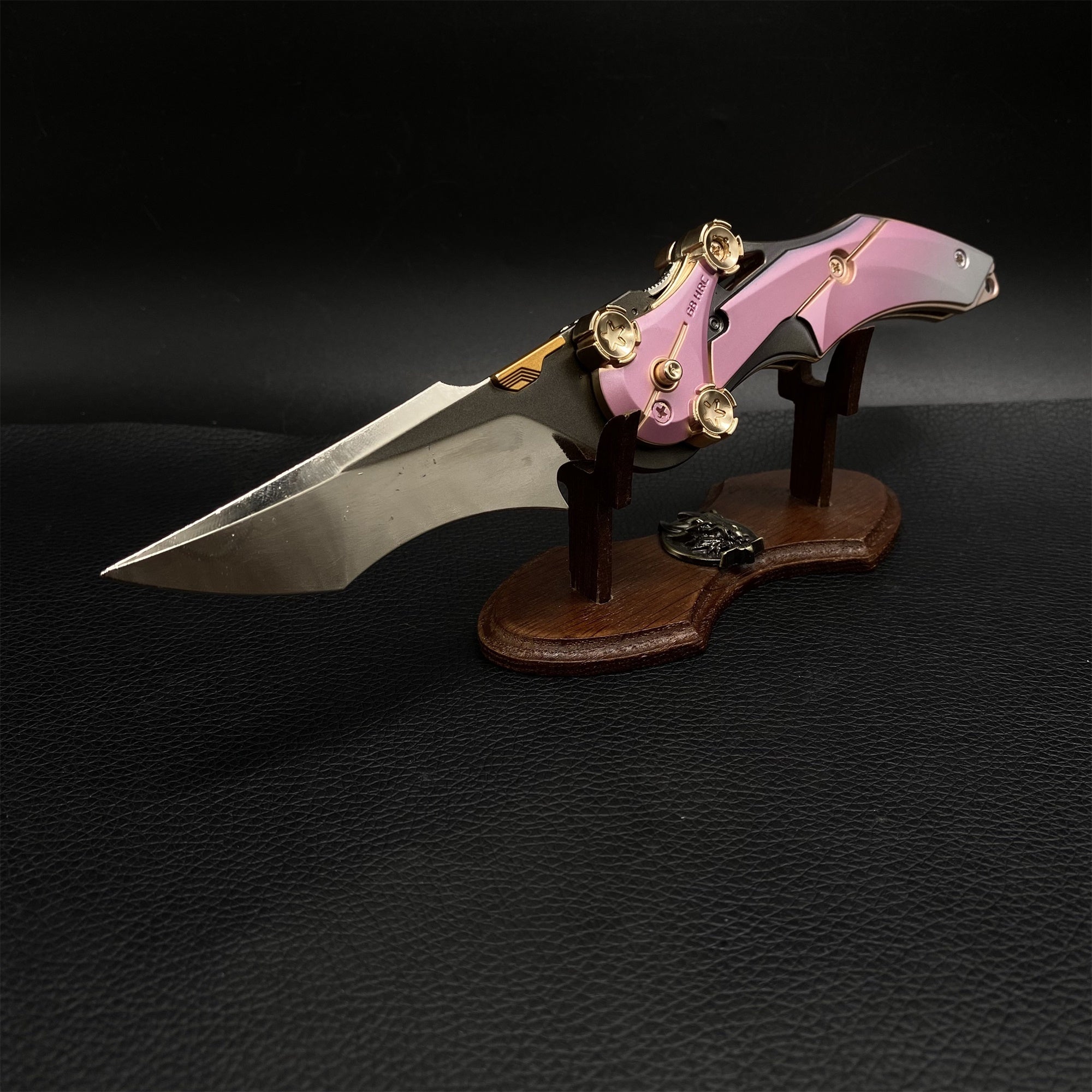 Delta Blade Of Mercy Folding Knife Blunt Blade Metal Replica Knife & Stand - Tophatter Daily Deals