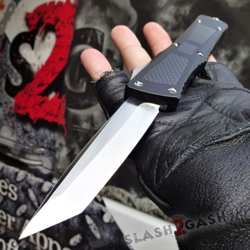 Dark Knight VG-10 OTF Knife CNC w/ Carbon Fiber - Tanto Blue Screws Silver Screws Knife-OTF - Tophatter Daily Deals