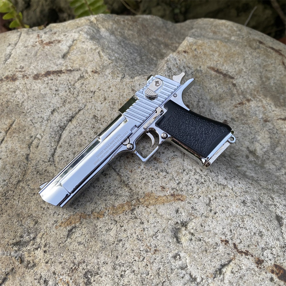 Desert Eagle Miniature Metal Pistol 9CM/3.5" - Tophatter Daily Deals
