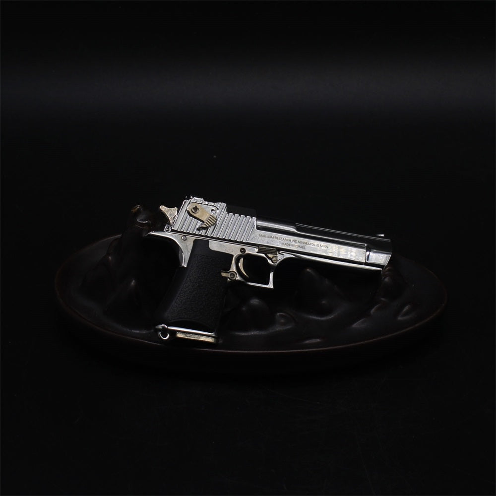 Desert Eagle Miniature Metal Pistol 9CM/3.5" - Tophatter Daily Deals