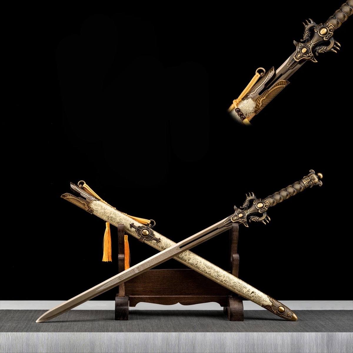 Dragon Emperor War Sword - Tophatter Daily Deals