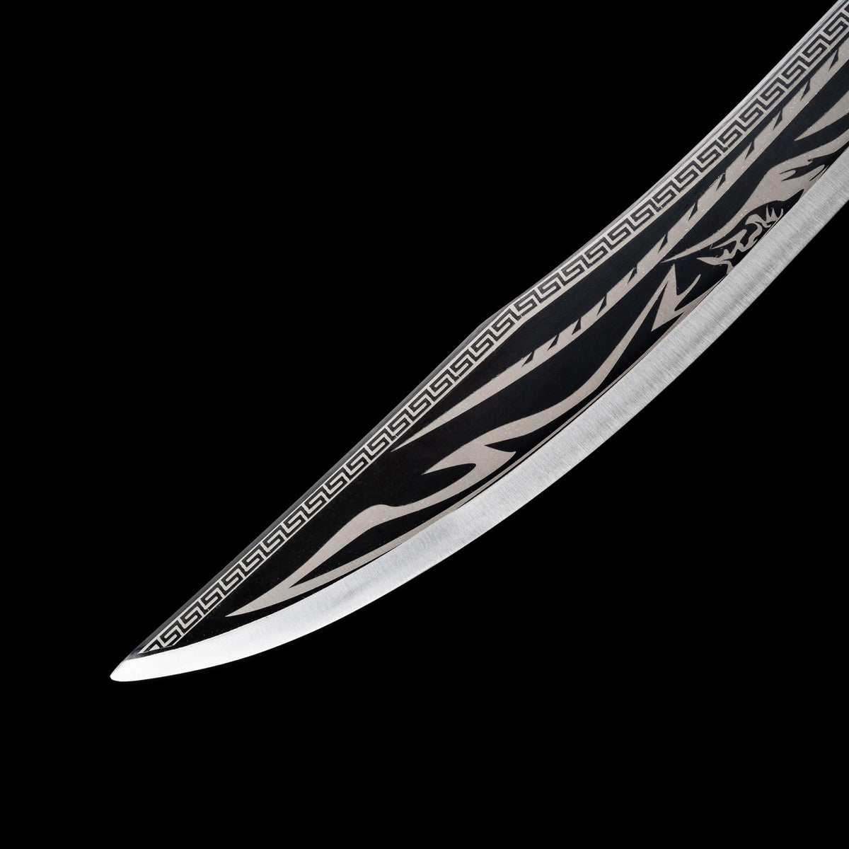 Dragon Roar Combat Blade - Tophatter Daily Deals