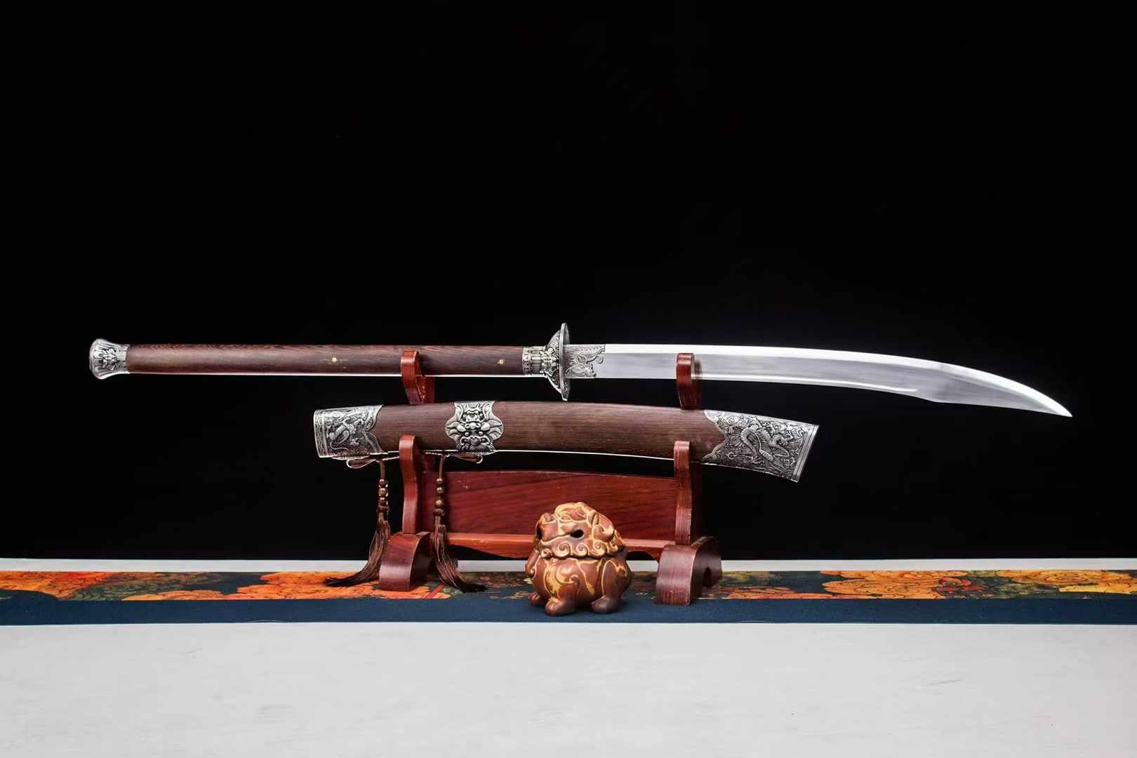 Dragon Tiger Broadsword - Tophatter Daily Deals