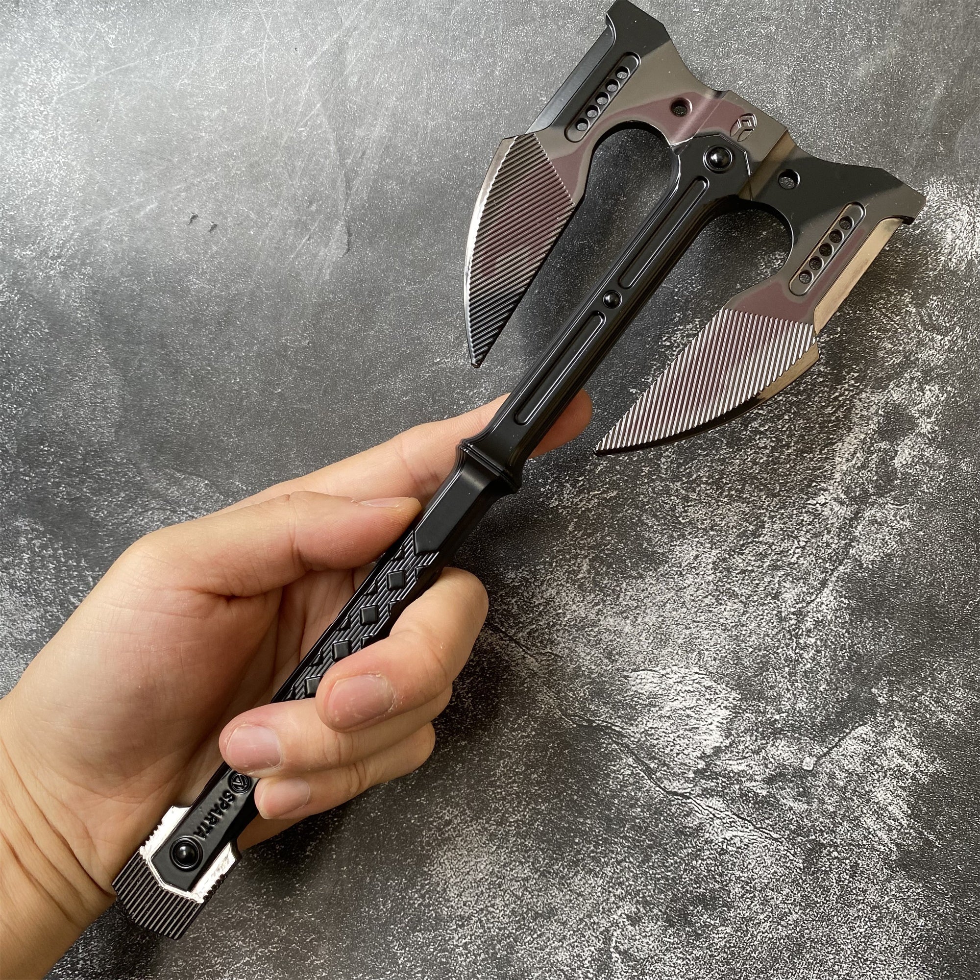 Unyielding Fury Dual-Bladed Battle Axe Metal Replica - Tophatter Daily Deals