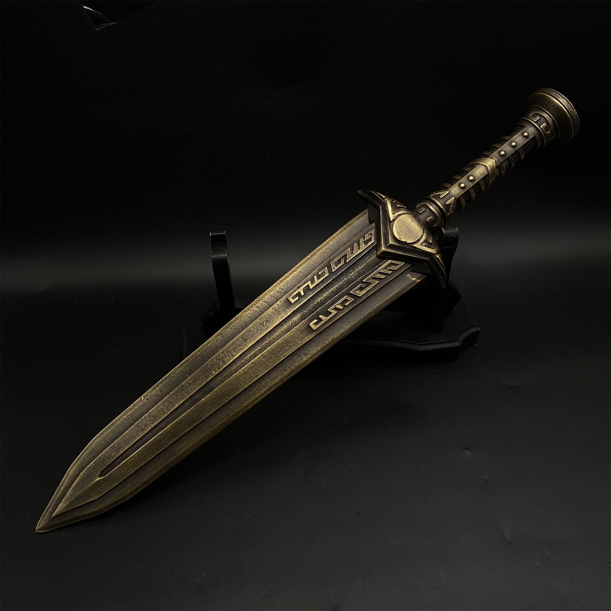 IRL Skyrim Dwarven Dagger Brass Replica - Tophatter Daily Deals