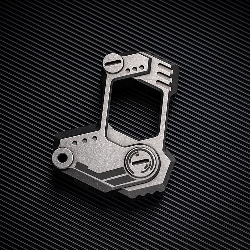 C70 Wasteland Titanium Alloy EDC Knuckles -Cakra EDC Gadgets Brass Knuckles - Tophatter Daily Deals