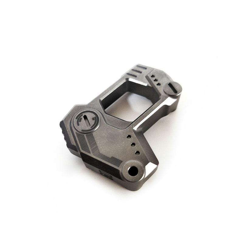 C70 Wasteland Titanium Alloy EDC Knuckles -Cakra EDC Gadgets Brass Knuckles - Tophatter Daily Deals