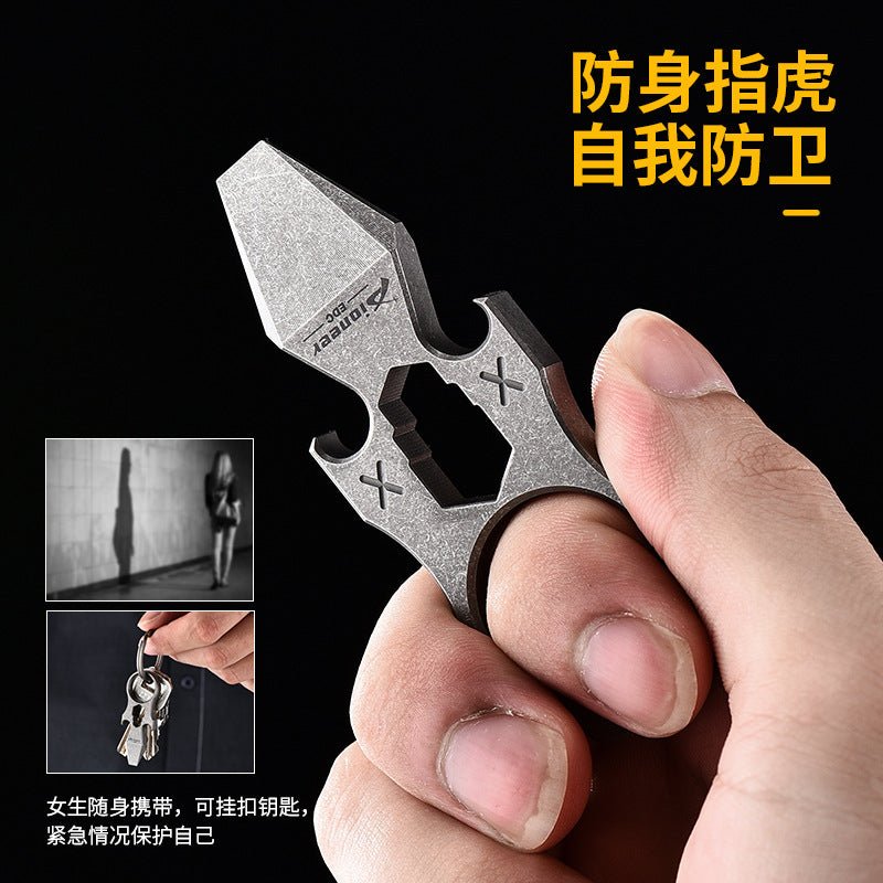 2023 NEW Titanium EDC Self Defense Keychain Multi Tool EDC Gadgets - Tophatter Daily Deals