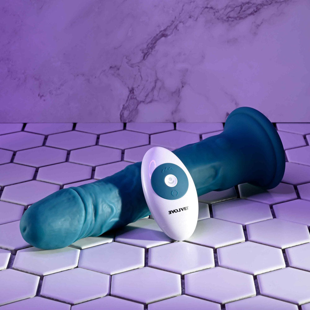 Evolved TSUNAMI Large Realistic Vibrator 24.4 cm > Vibrators > Realistic Vibrators - Tophatter Daily Deals