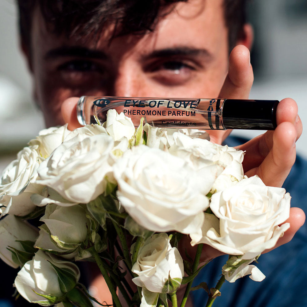 Pheromone Body Spray for Confidence Attract Her 10ml > Essentials > Aphrodisiacs - Tophatter Daily Deals