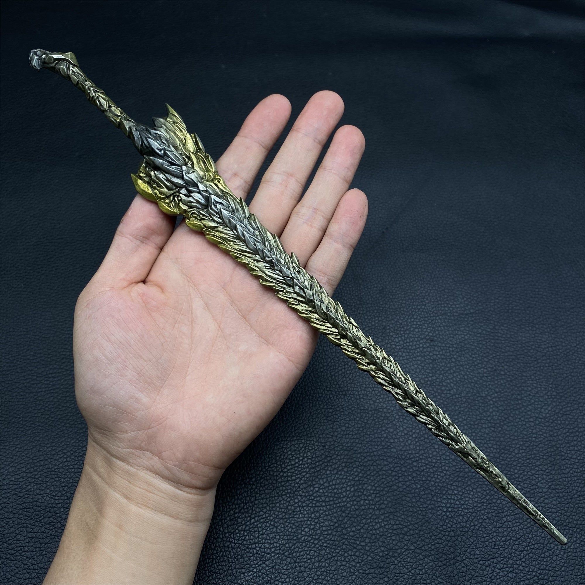 ER Sword Metal Replica Collection Dragon King's Cragblade - Tophatter Daily Deals