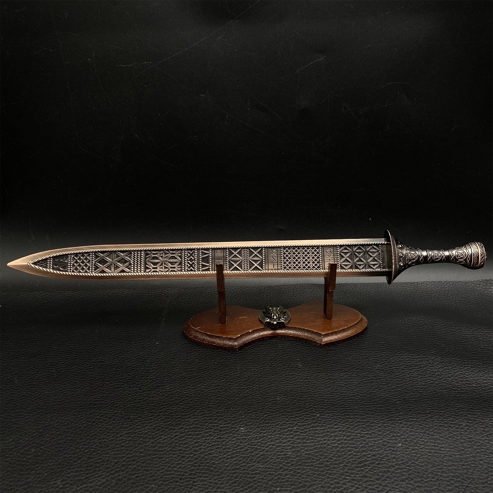 ER Sword Metal Replica Collection Regalia of Eochaid Sword & Stand - Tophatter Daily Deals