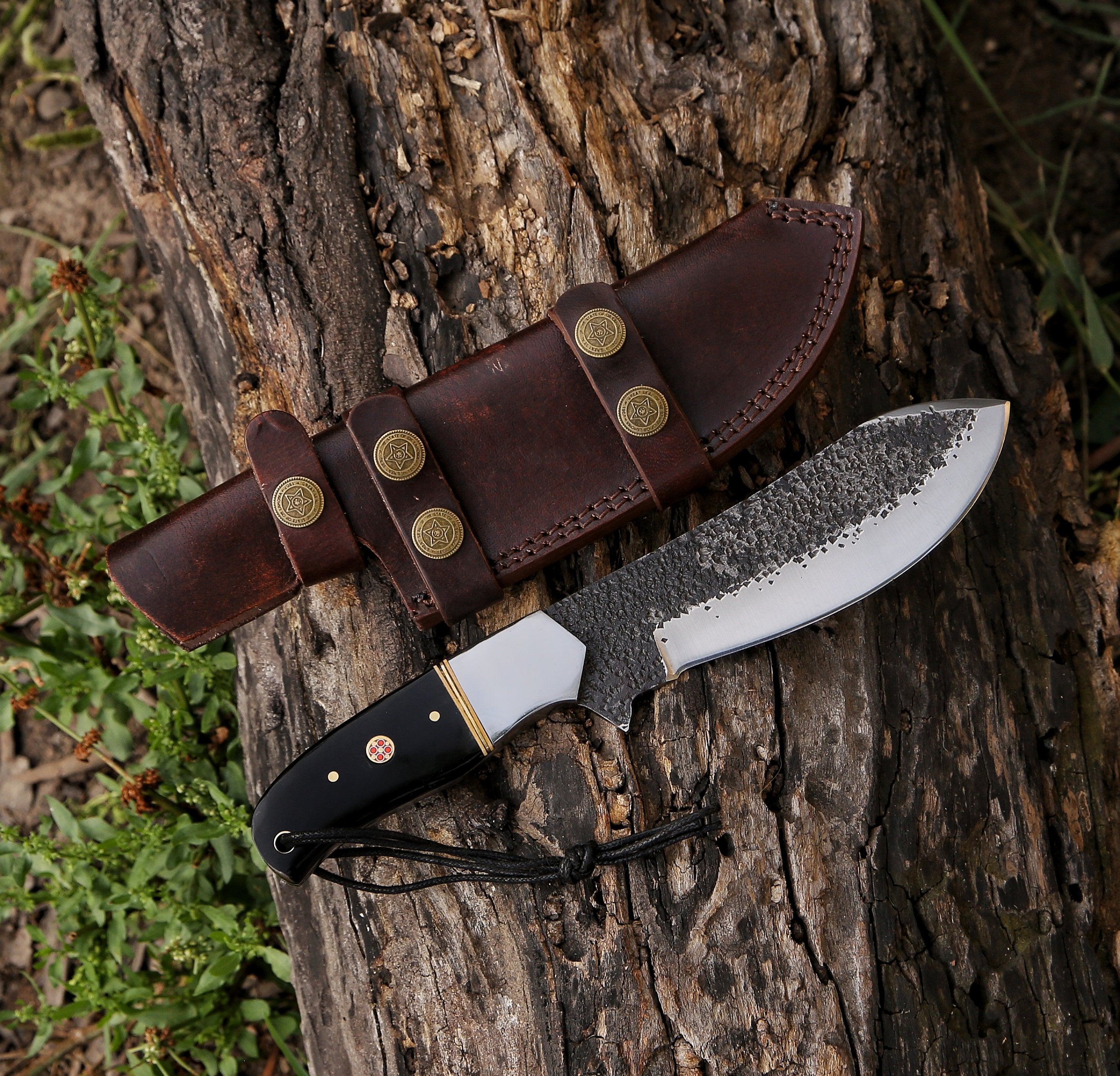 10.17" Hand Forged Steel Custom Handmade Tactical Hunting Skinning Knife - TOPHATTER'S ARMORY DEALS Collectible Weapons - Tophatter Daily Deals