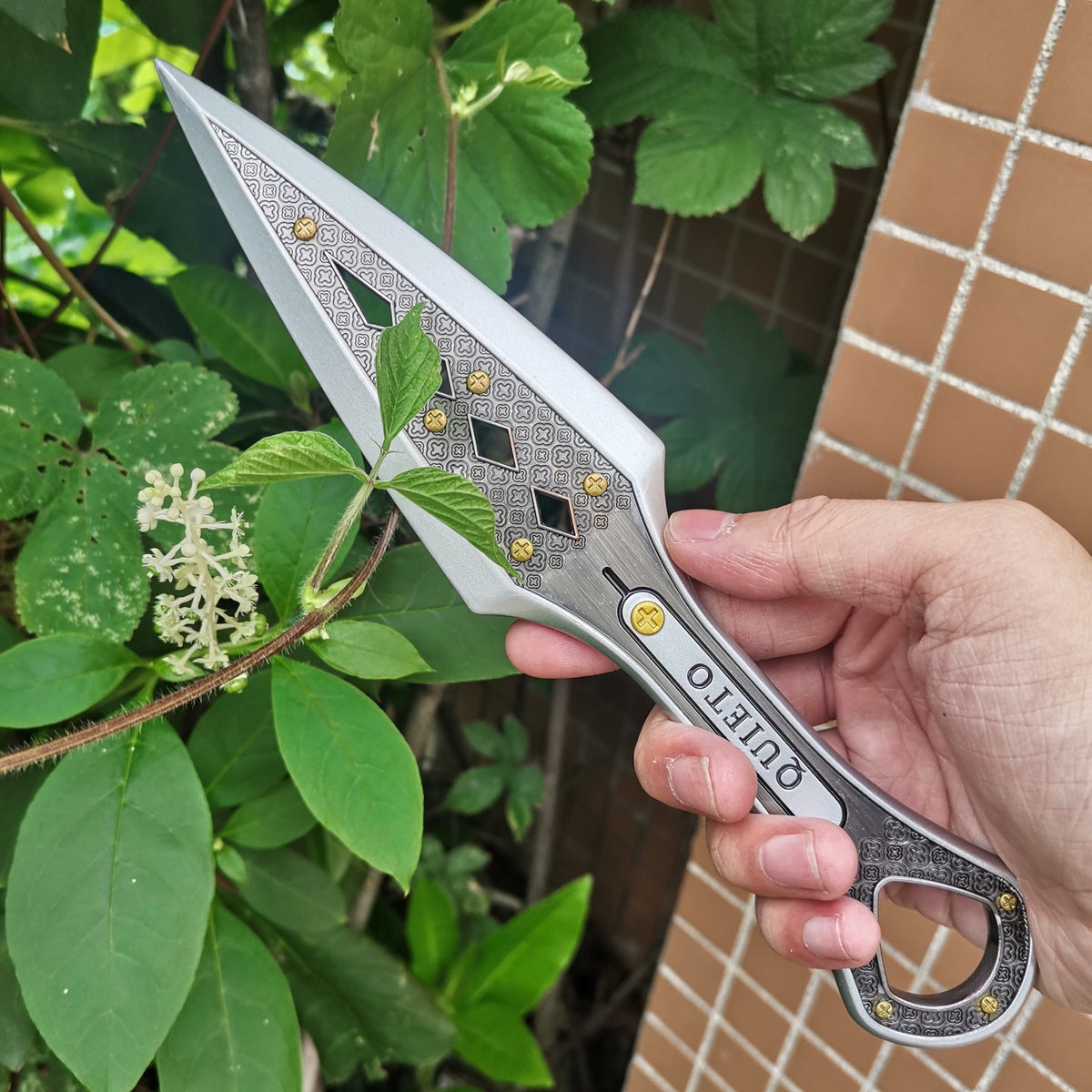 Wraith Kunai Remake Metal Replica USA Only - Tophatter Daily Deals