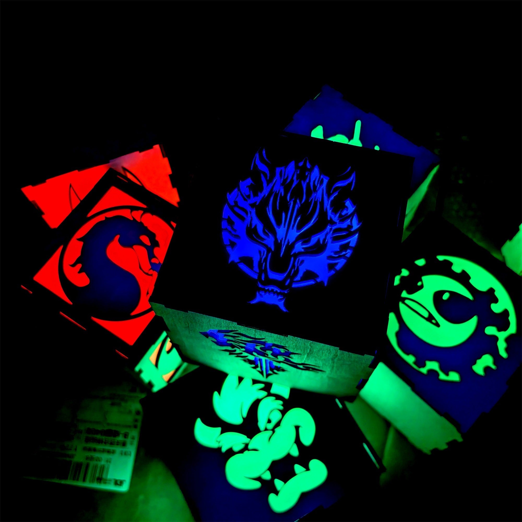 FF Wolf Head Neon Night Light - Tophatter Daily Deals