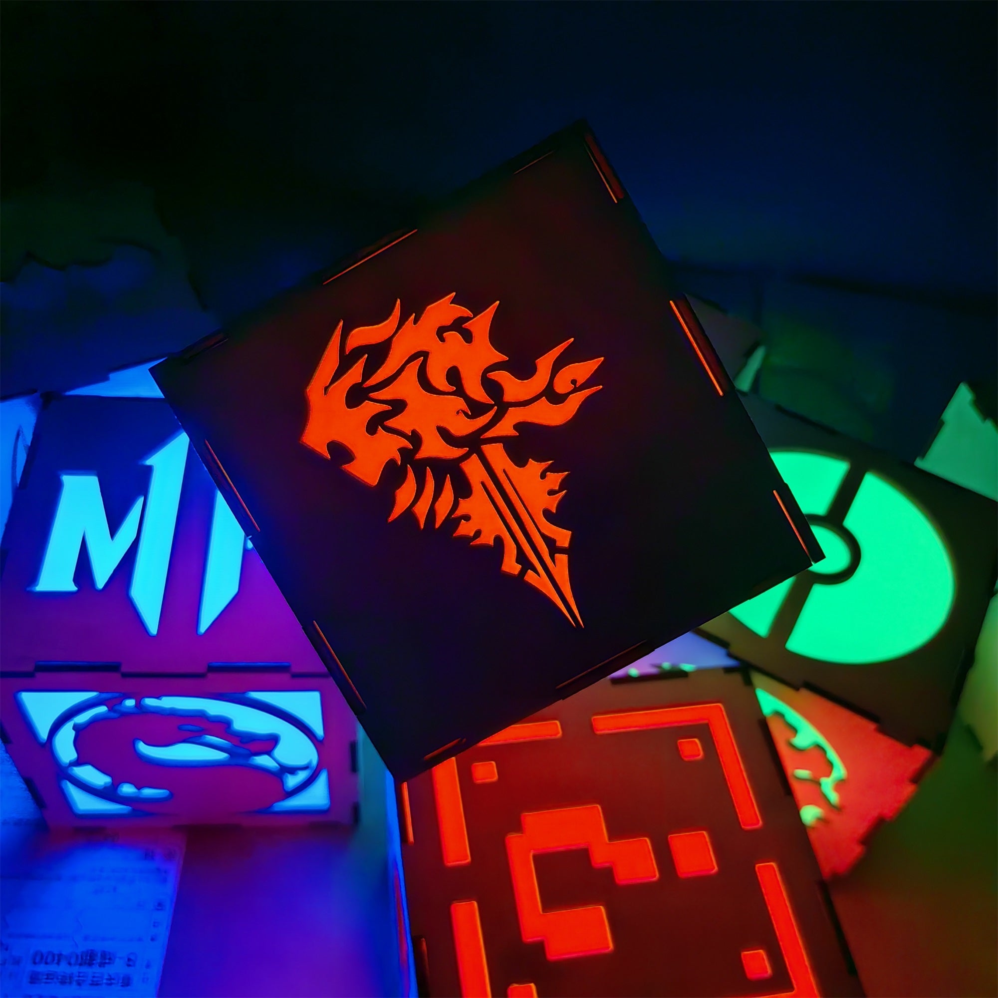 FF Wolf Head Neon Night Light - Tophatter Daily Deals