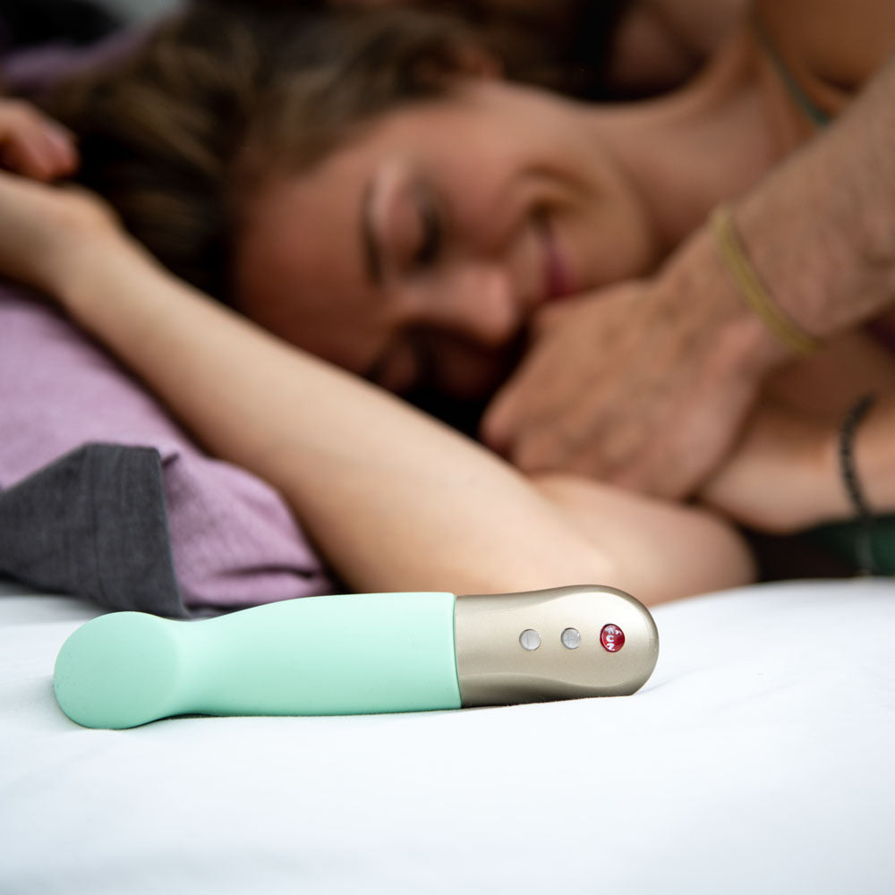 Fun Factory SUNDAZE Pistachio 17.5 cm Vibrator in Green > Vibrators > Standard Vibrators - Tophatter Daily Deals