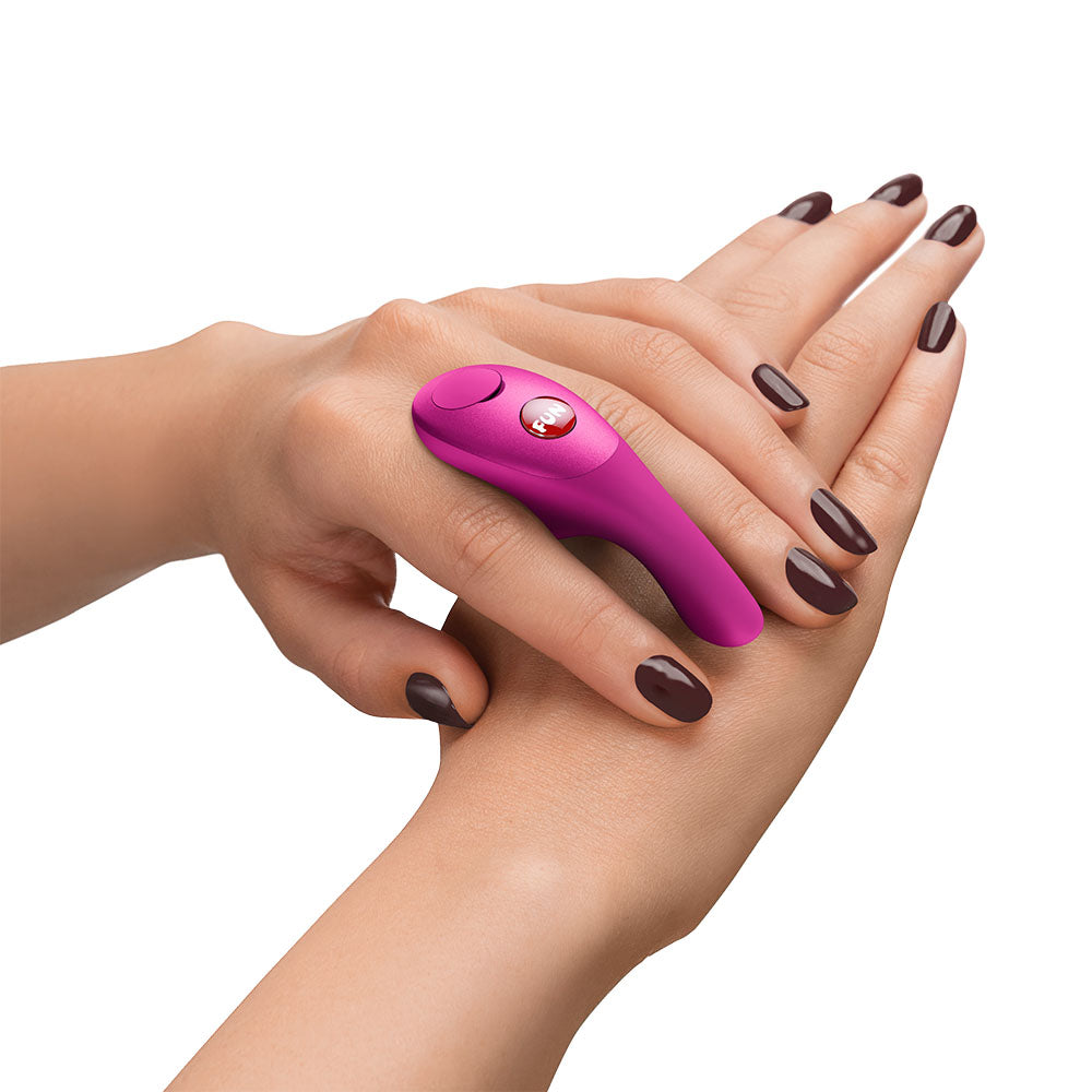 Fun Factory BE-ONE (Magenta) – USB-C Rechargeable Finger Stimulator > Vibrators > Finger Vibrators - Tophatter Daily Deals