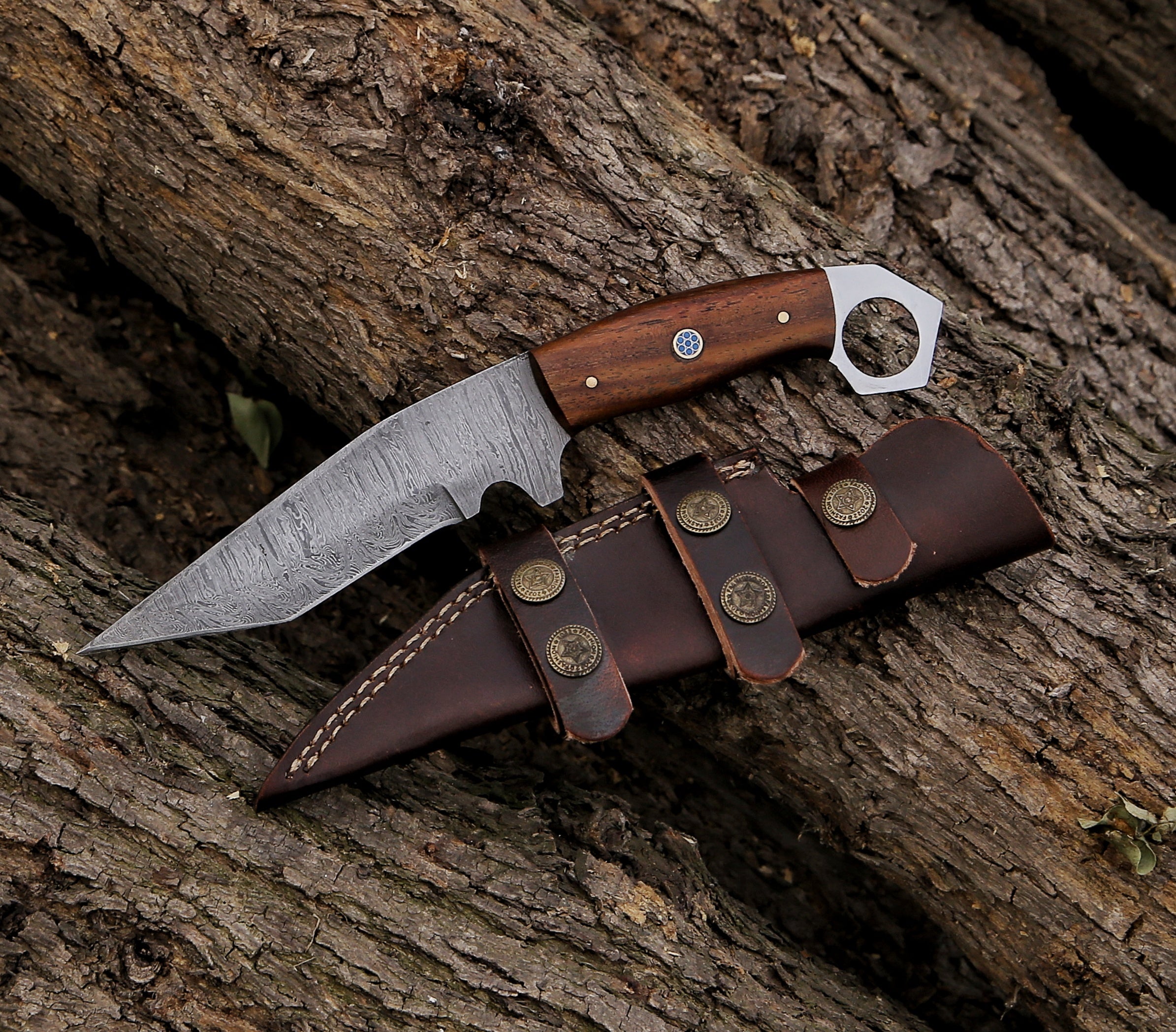 10.5 Inch Damascus Steel Custom Handmade Tactical Fixed Blade Knife - TOPHATTER'S ARMORY DEALS Collectible Weapons - Tophatter Daily Deals