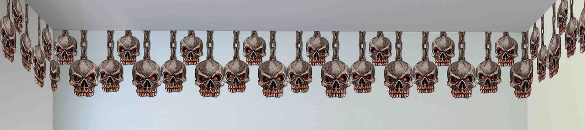 20' x 4' Hanging Skulls Border Halloween Skeleton Decorations - Tophatter Daily Deals