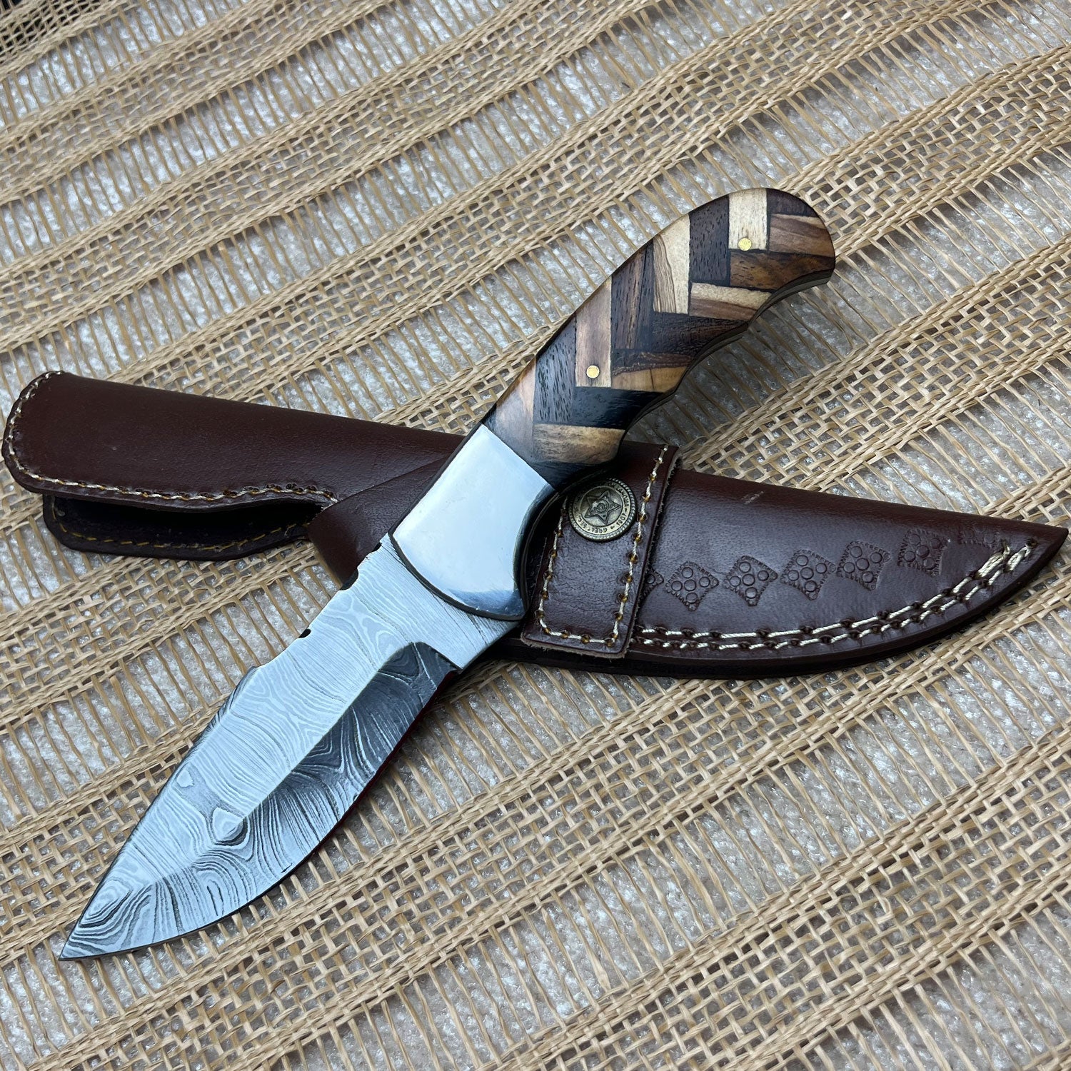 Damascus Steel Custom Handmade Hunting Knife 9