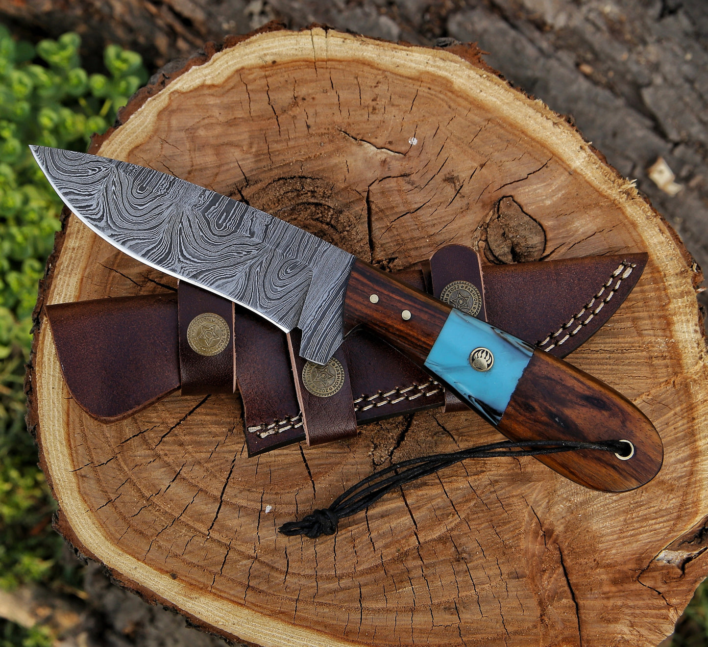 9.55" Damascus Steel Custom Handmade Hunting Skinning Knife - TOPHATTER'S ARMORY DEALS Collectible Weapons - Tophatter Daily Deals