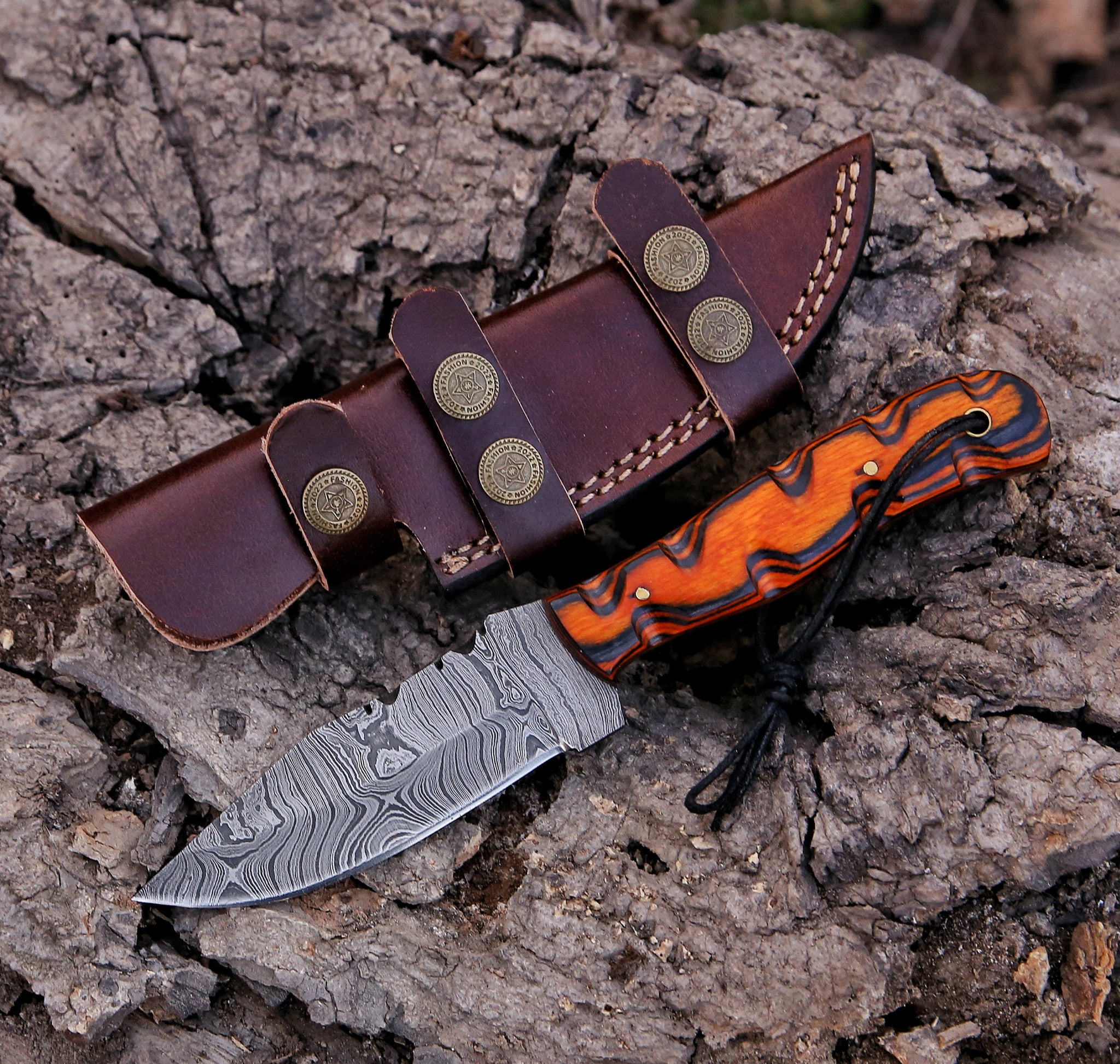 8.57" Damascus Steel Custom Handmade Exotic Wood Handle Hunting Skinning Knife - TOPHATTER'S ARMORY DEALS Collectible Weapons - Tophatter Daily Deals