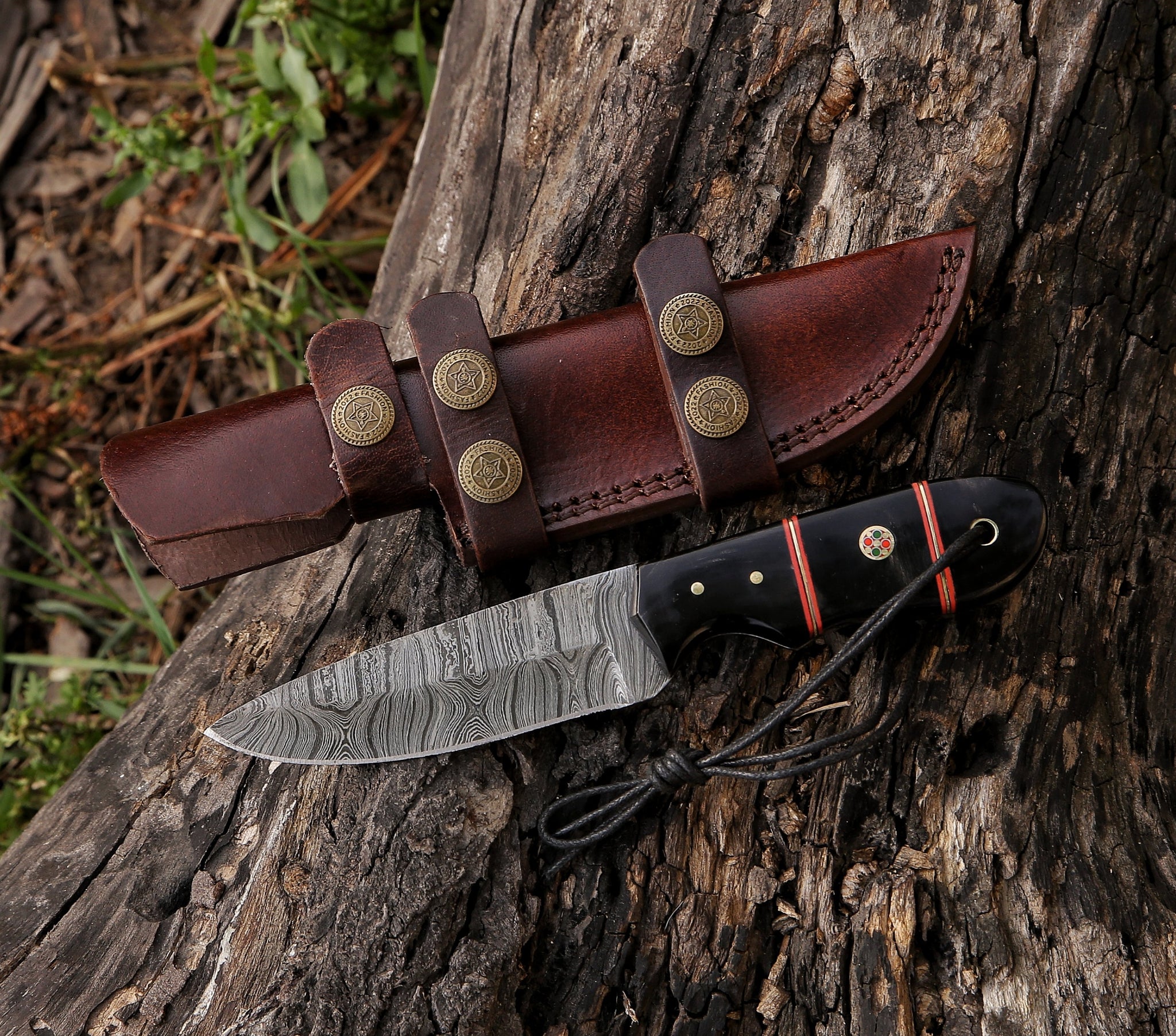 8.2" Damascus Steel Custom Handmade Black Horn Handle Hunting Skinning Knife - TOPHATTER'S ARMORY DEALS Collectible Weapons - Tophatter Daily Deals