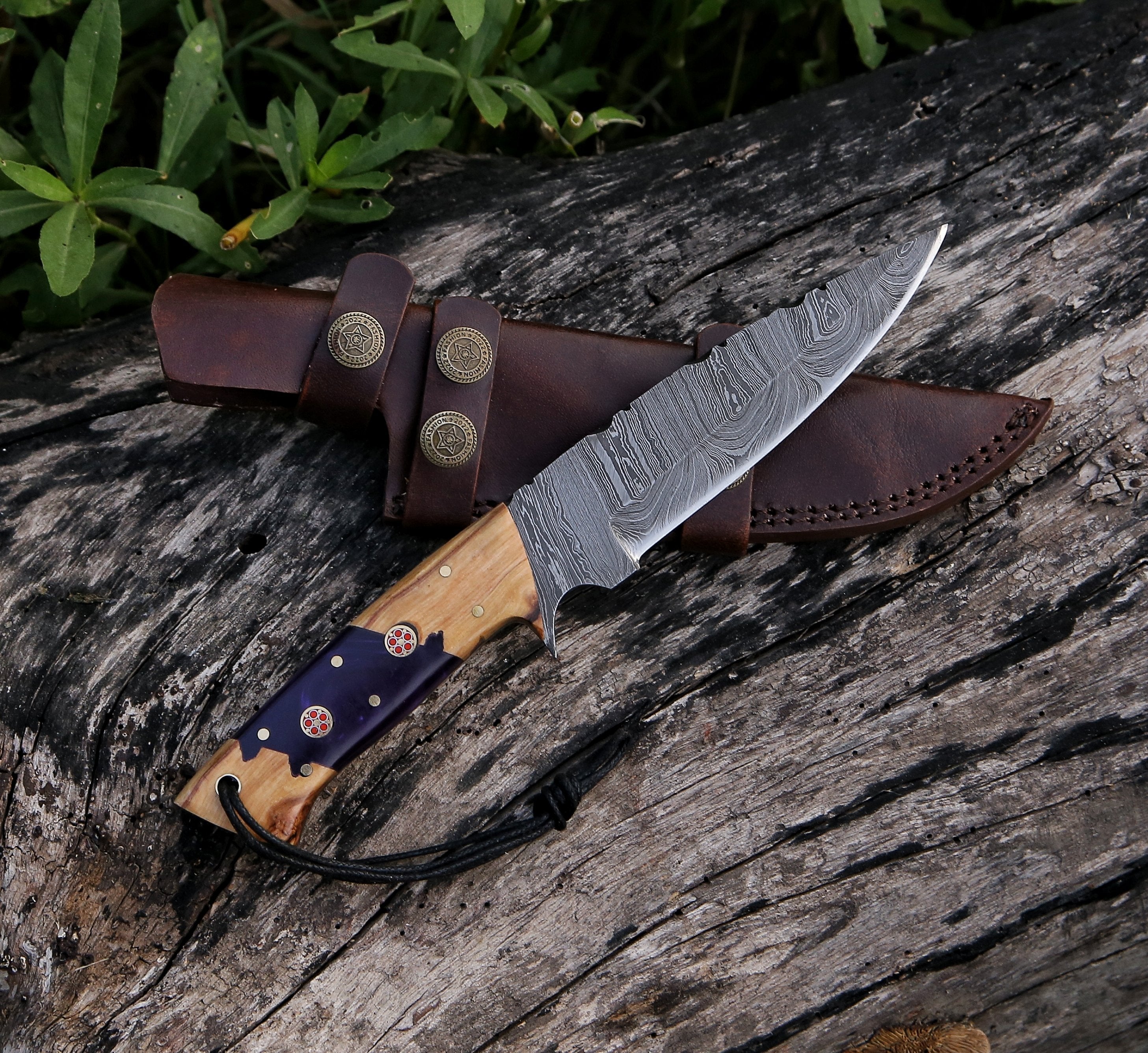 10" Damascus Steel Custom Handmade Hunting Skinning Knife - TOPHATTER'S ARMORY DEALS Collectible Weapons - Tophatter Daily Deals