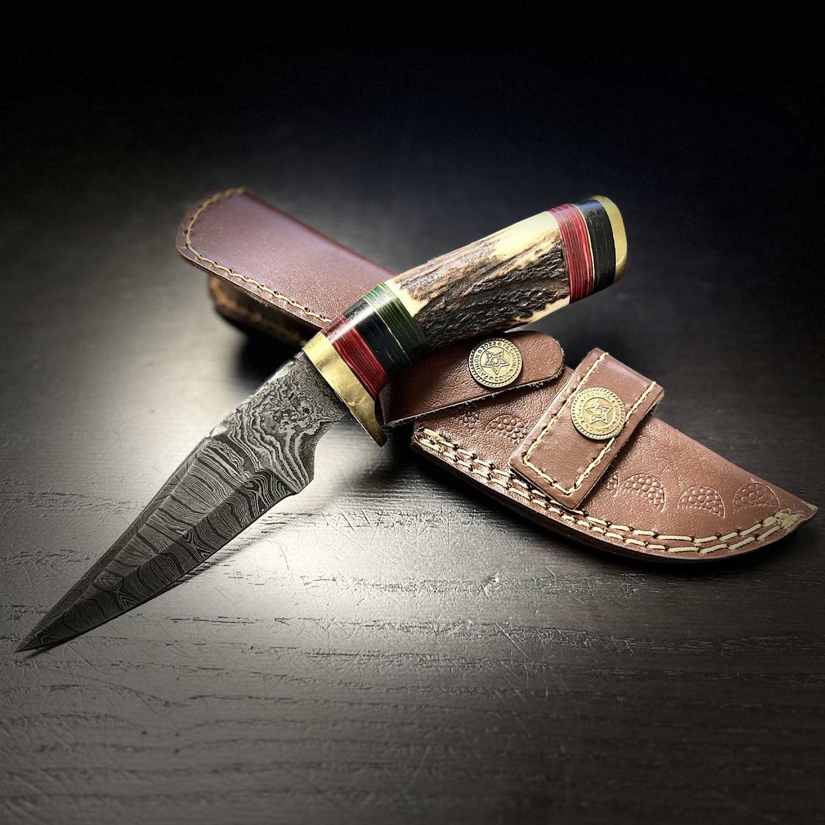 7.75" Damascus Steel Custom Handmade Stag Horn Handle Hunting Knife - Tophatter's Inc. Weapons Store Online Collectible Weapons - Tophatter Daily Deals