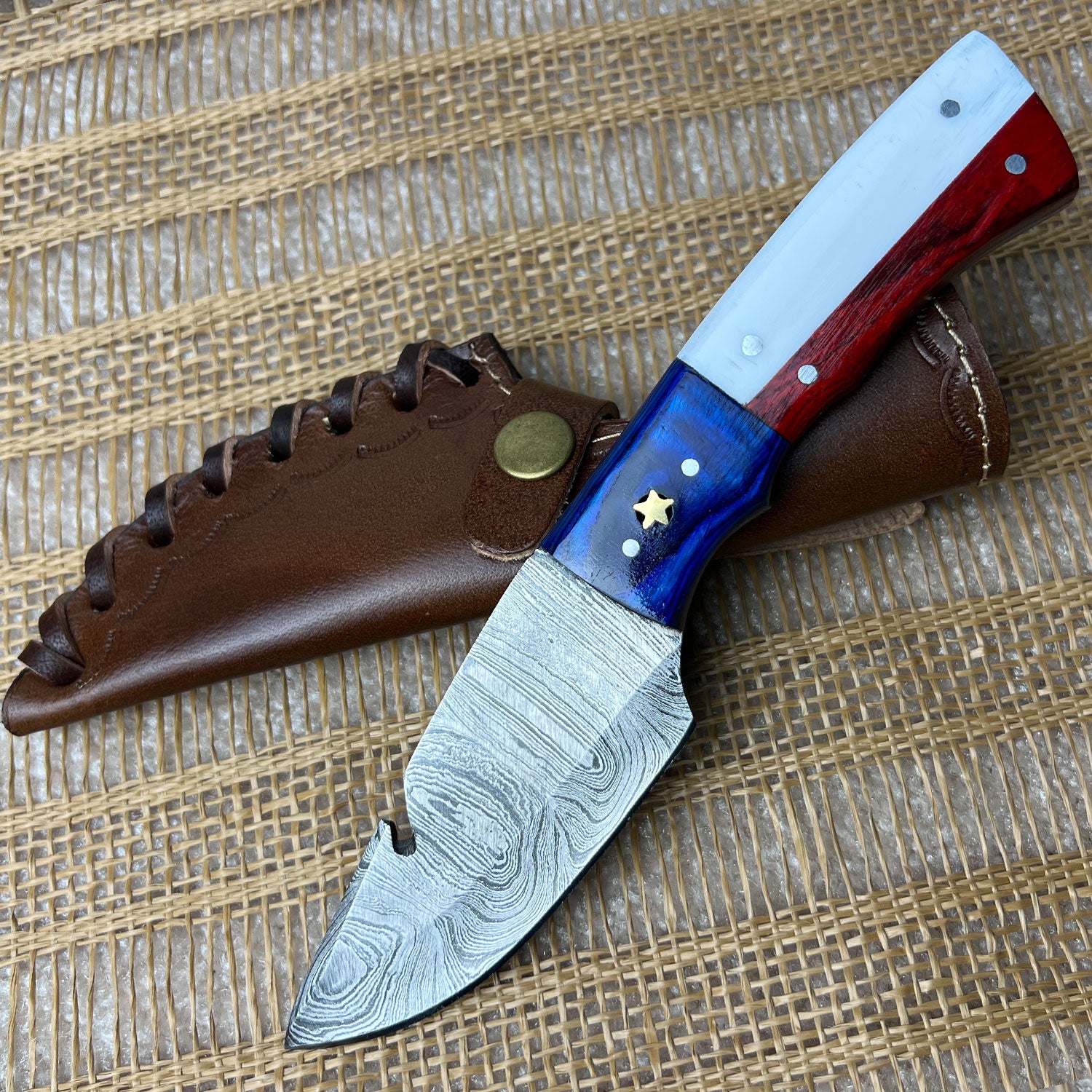 Damascus Steel Custom Handmade Hunting Gut Hook Knife 8" - Tophatter's Inc. Weapons Store Online Collectible Weapons - Tophatter Daily Deals