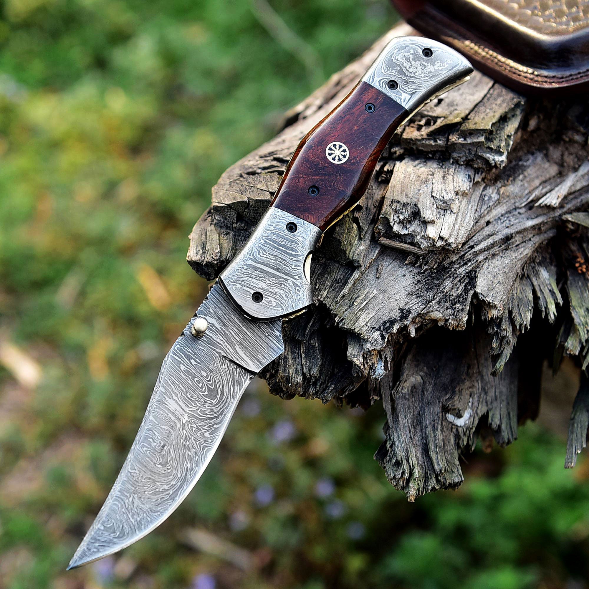 9" Damascus Steel Custom Handmade Folding Pocket Knife - Tophatter's Guns'N'Weapons Store - FREE SHIPPING Collectible Weapons - Tophatter Daily Deals