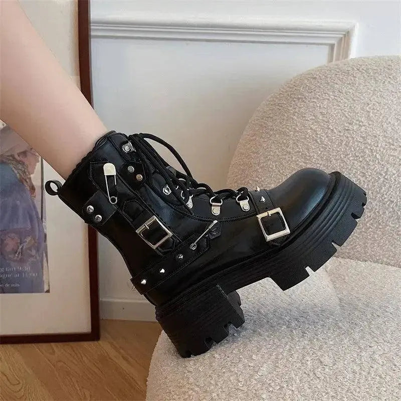 Fashion New Women's Biker Boots Patent Leather Breathable Zipper Lolita Platform Boots Winter New Retro Gothics Botines Chelsea - Tophatter Daily Deals