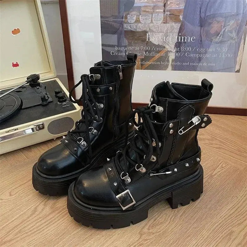 Fashion New Women's Biker Boots Patent Leather Breathable Zipper Lolita Platform Boots Winter New Retro Gothics Botines Chelsea - Tophatter Daily Deals