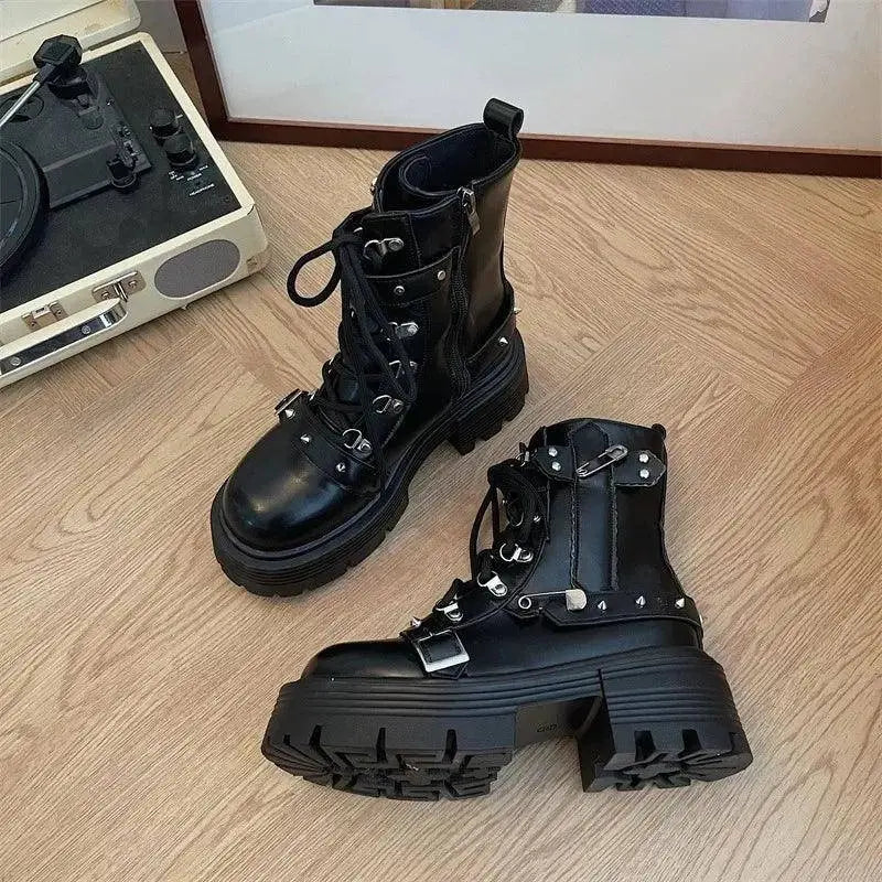 Fashion New Women's Biker Boots Patent Leather Breathable Zipper Lolita Platform Boots Winter New Retro Gothics Botines Chelsea - Tophatter Daily Deals