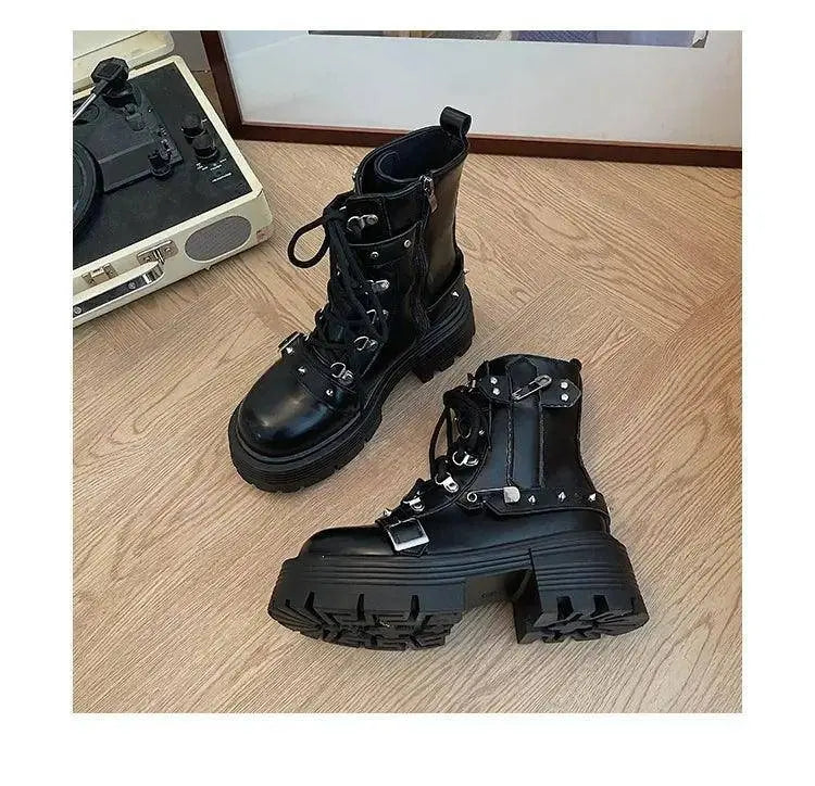 Fashion New Women's Biker Boots Patent Leather Breathable Zipper Lolita Platform Boots Winter New Retro Gothics Botines Chelsea - Tophatter Daily Deals