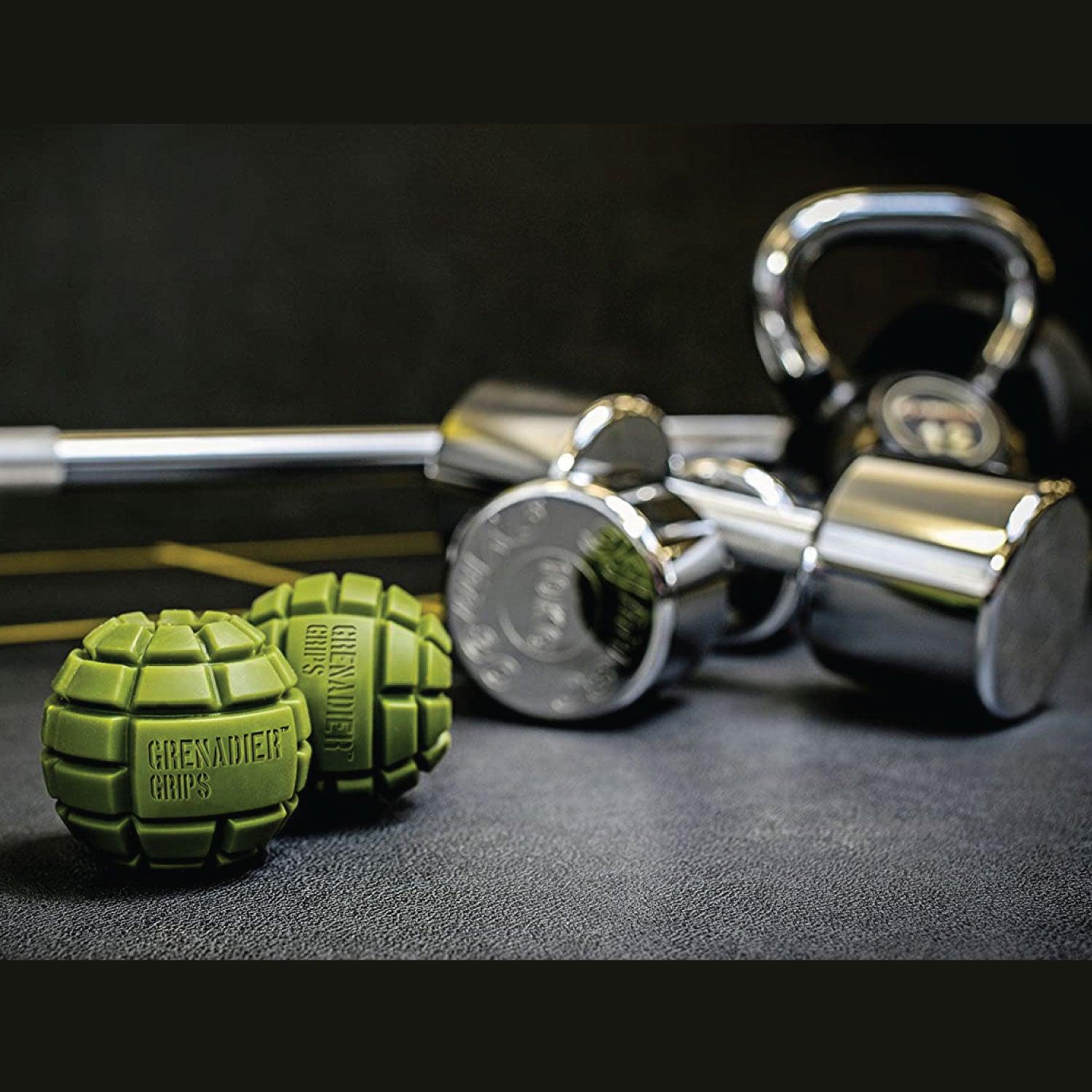 Grenadier Grips by Gunsmith - 2x Gunsmith Fitness Grenadier Grips Unique Fat Bar Dumbell/Barbell Grips For Huge Size Gains, Explosive Power Dumbbeells - Tophatter Daily Deals