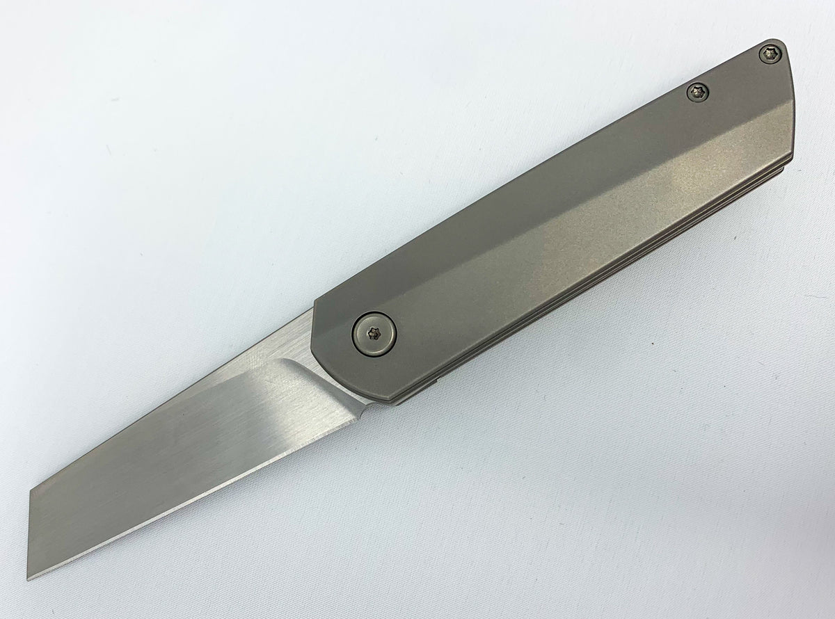 Brian Brown Knives Finch - M390 Steel - Titanium Handle - CLOSEOUT Knives - Tophatter Daily Deals