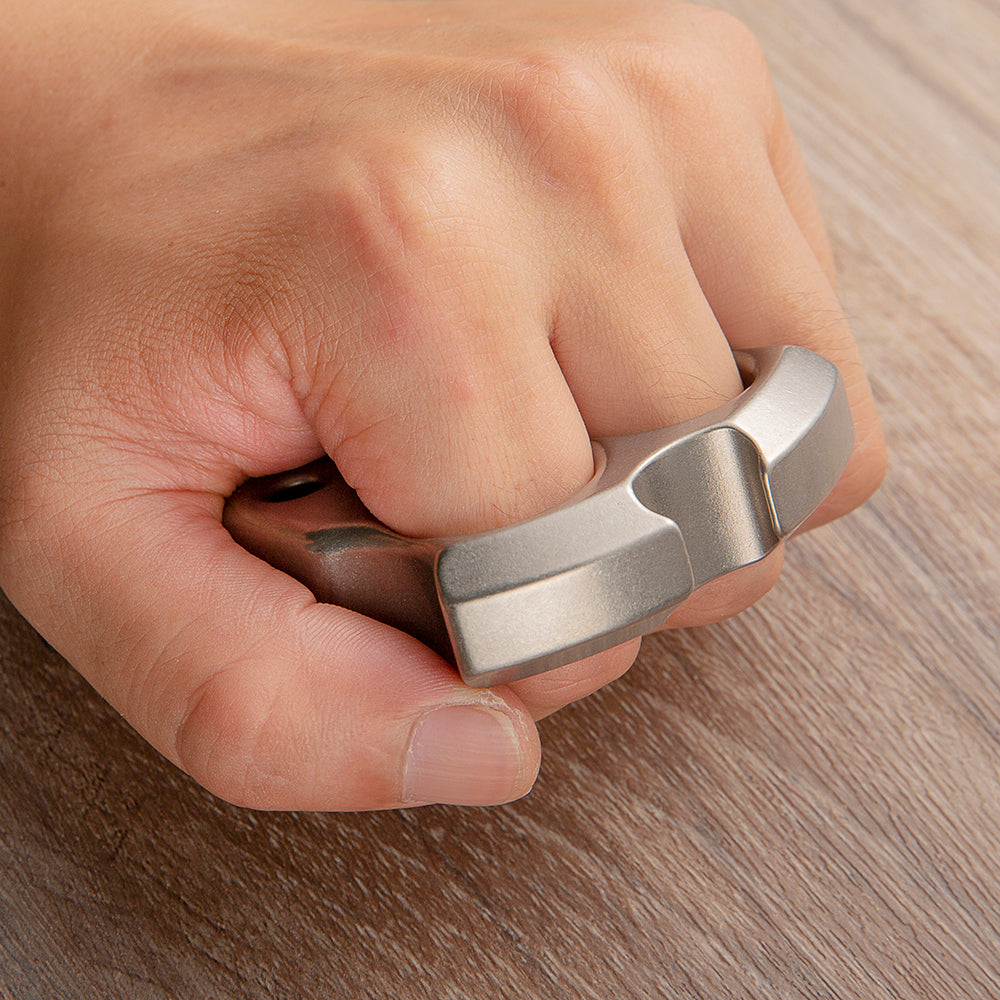 Titanium Alloy Fist Knuckles Brass Knuckles - Tophatter Daily Deals