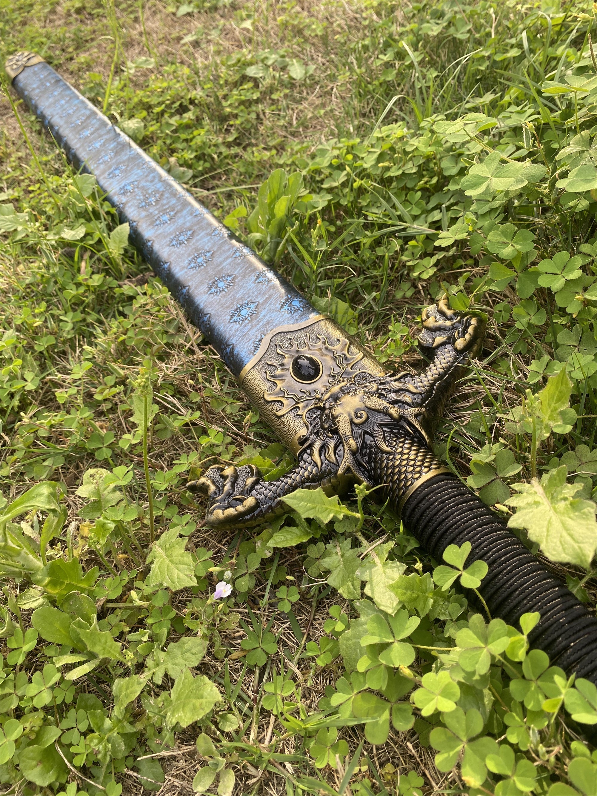 Chinese Style Life-size Flying Dragon Battleb Sword Replica - Tophatter Daily Deals