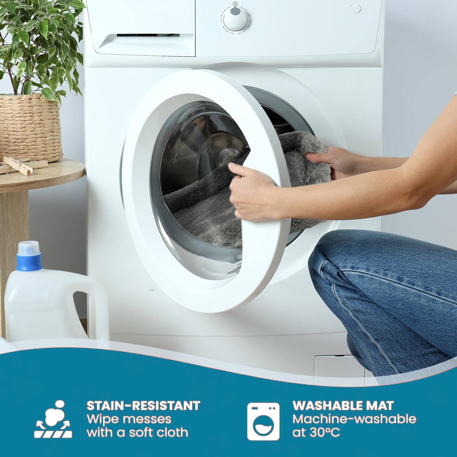 Pet Carrier Bag - Breathable Small Travel Cage with Adjustable Shoulder Strap and Bowl Pet carrier bag - Tophatter Daily Deals