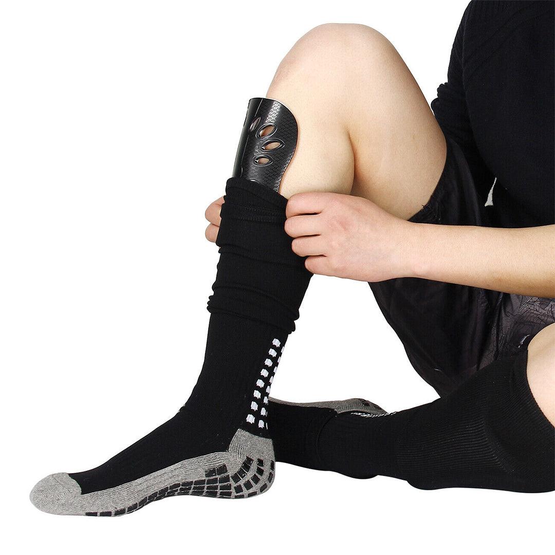 Footballers Shin Pads - Soccer Shin Protector Pad To Secure Leg Shin Guards Sport Guard Strapless Breathable Pads Soccer - Tophatter Daily Deals