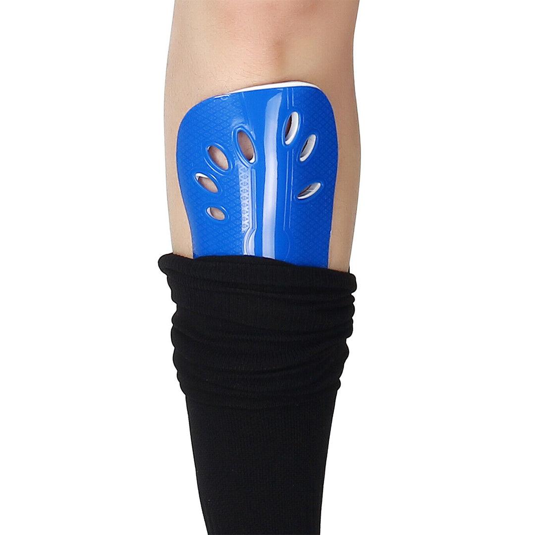 Footballers Shin Pads - Soccer Shin Protector Pad To Secure Leg Shin Guards Sport Guard Strapless Breathable Pads Soccer - Tophatter Daily Deals