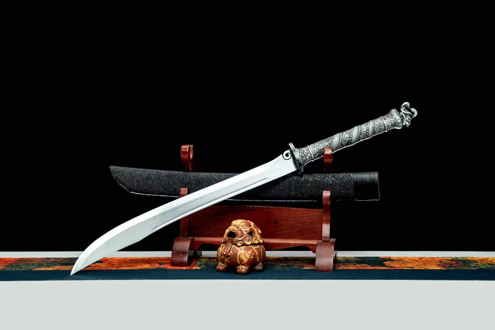 Four Beasts - Xuanbing Bull Tail Knife - Tophatter Daily Deals