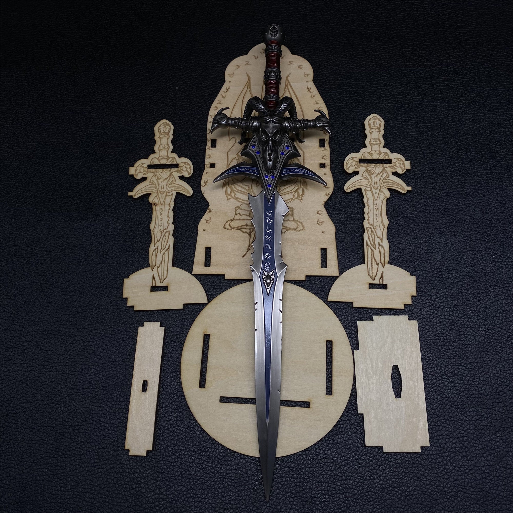 Hot Game Peripheral Lich King Frostmourne Metal Replica - Tophatter Daily Deals